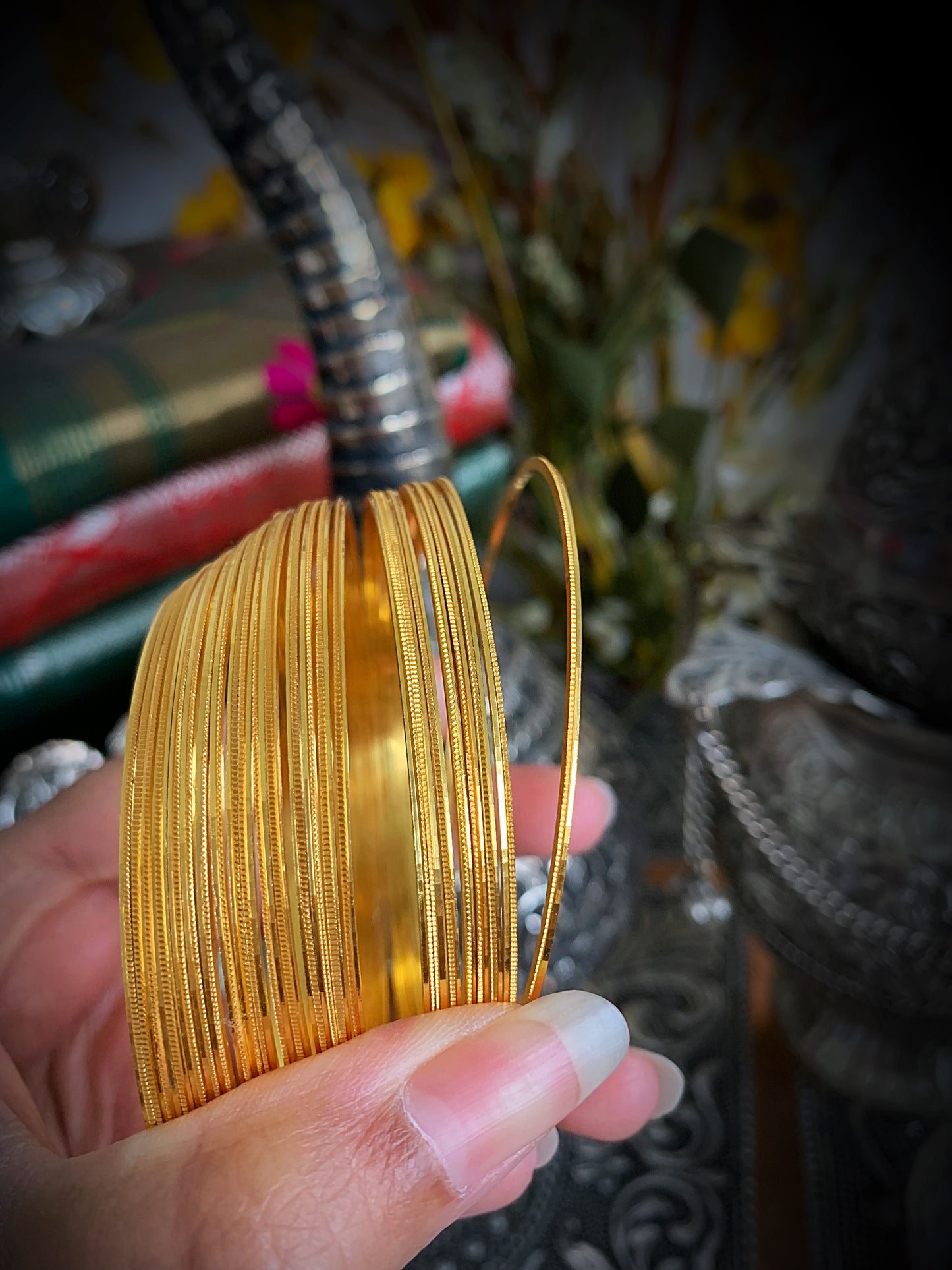 Amona bangles 24 pieces size 2.8,2.6