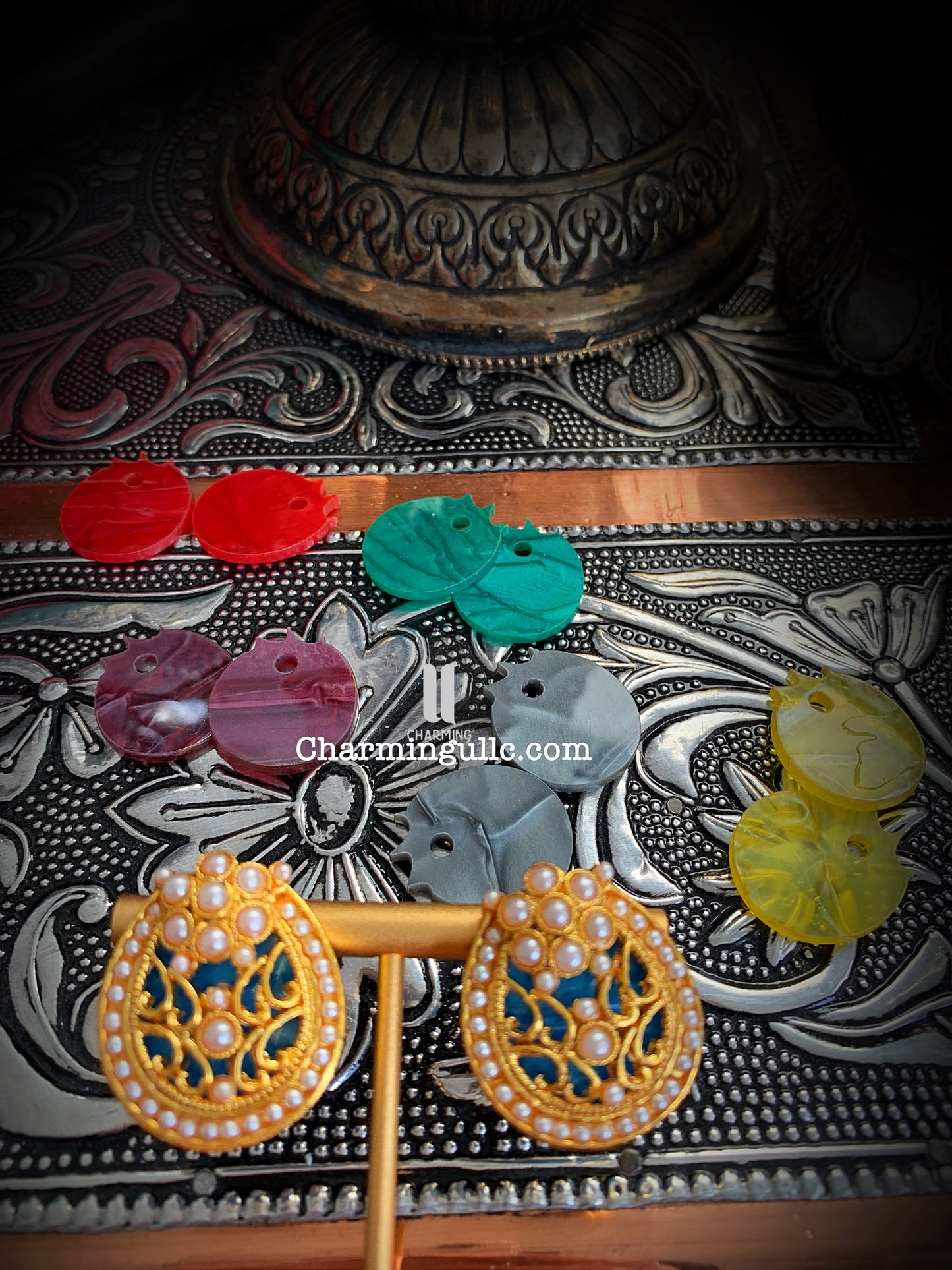 Viviana 6 colors Changable studs
