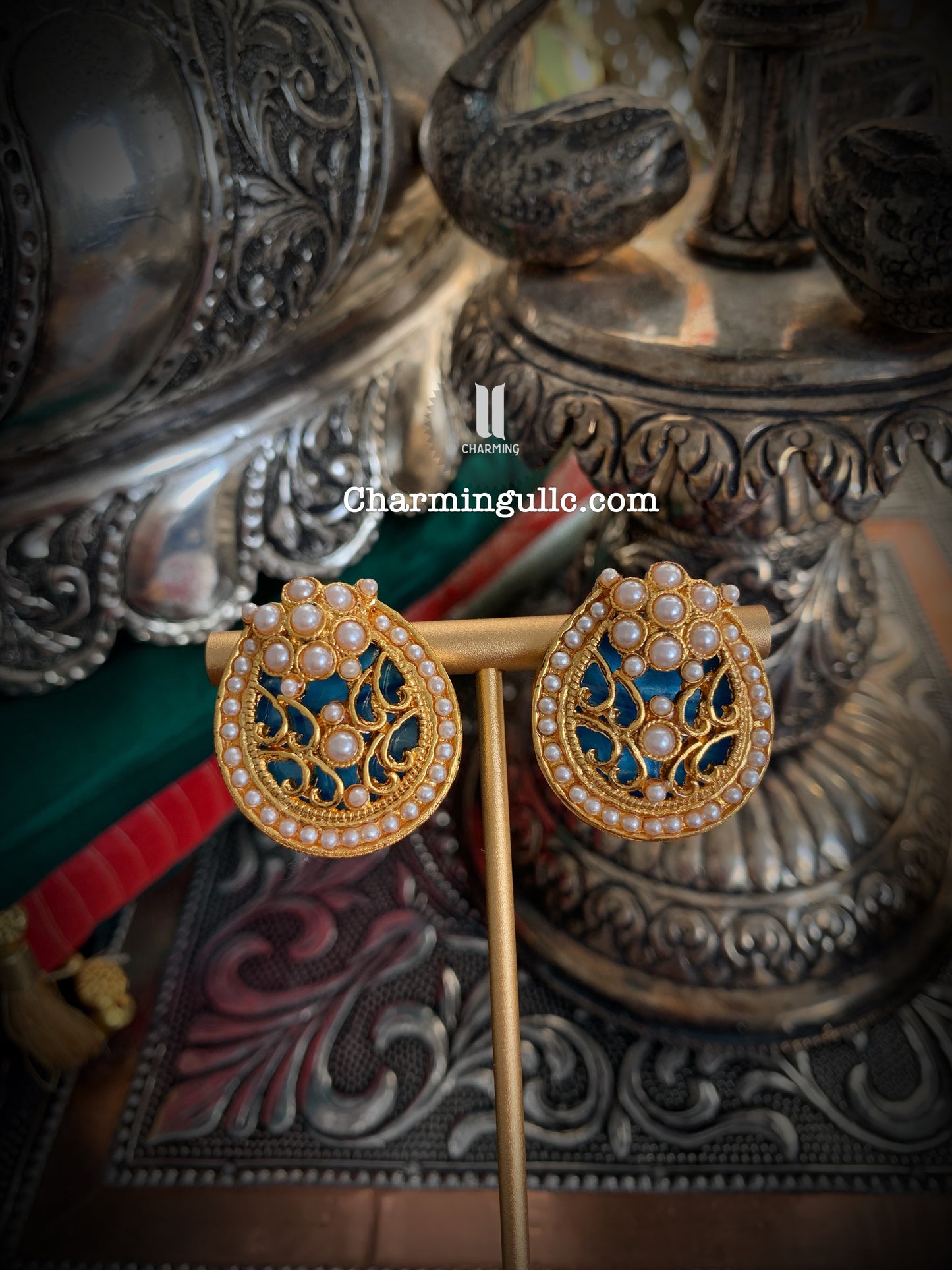 Viviana 6 colors Changable studs