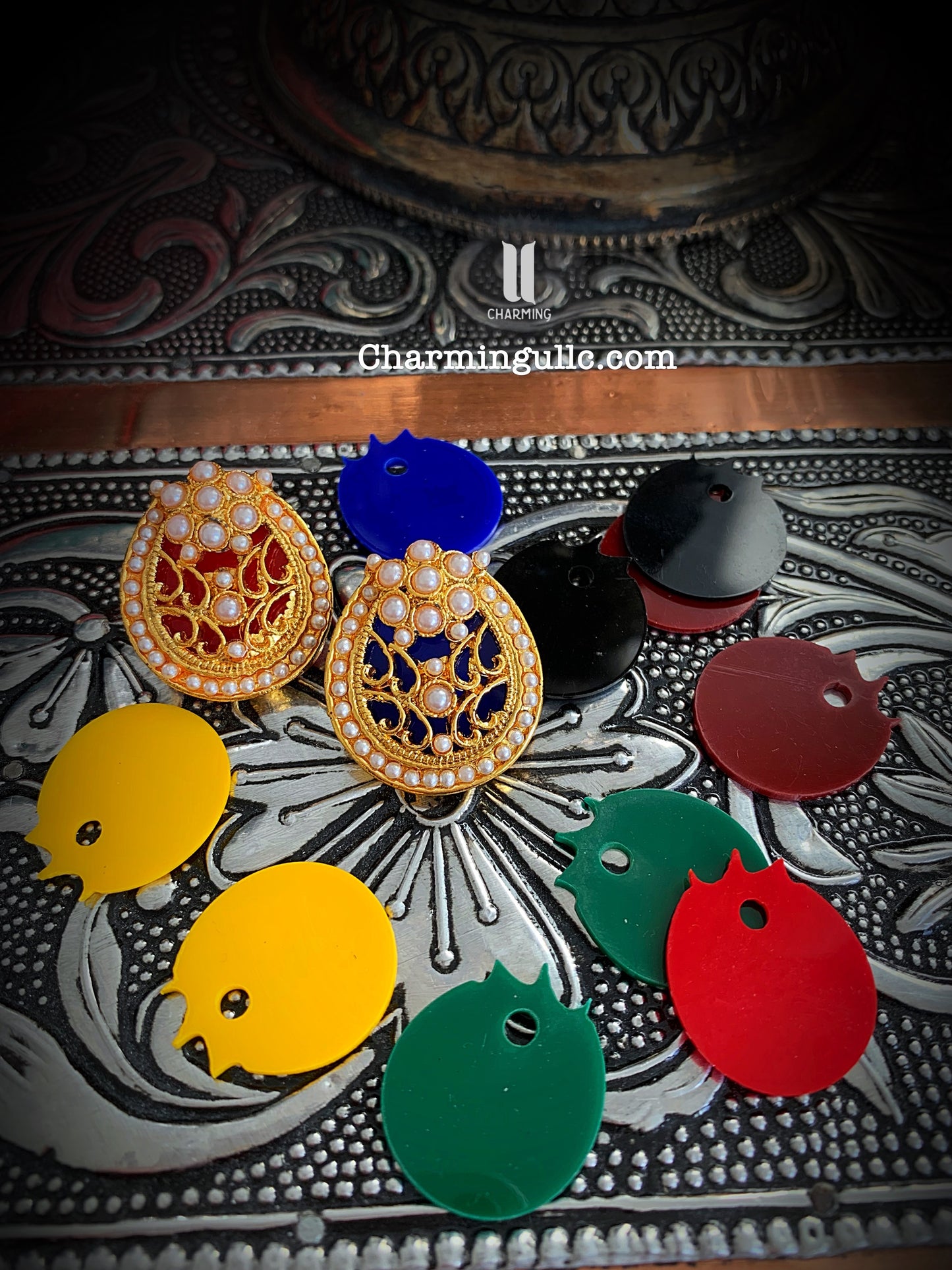 Viviana 6 colors Changable studs