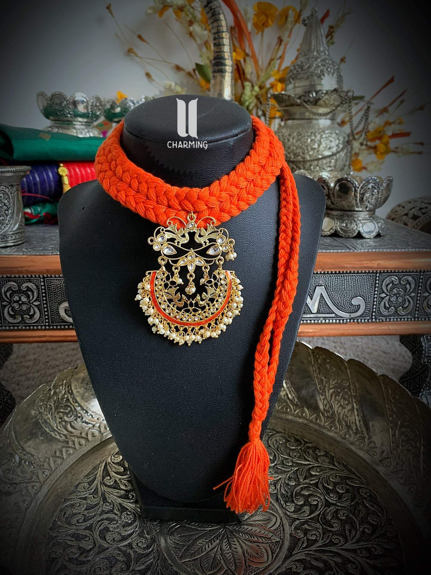 Raveena choker