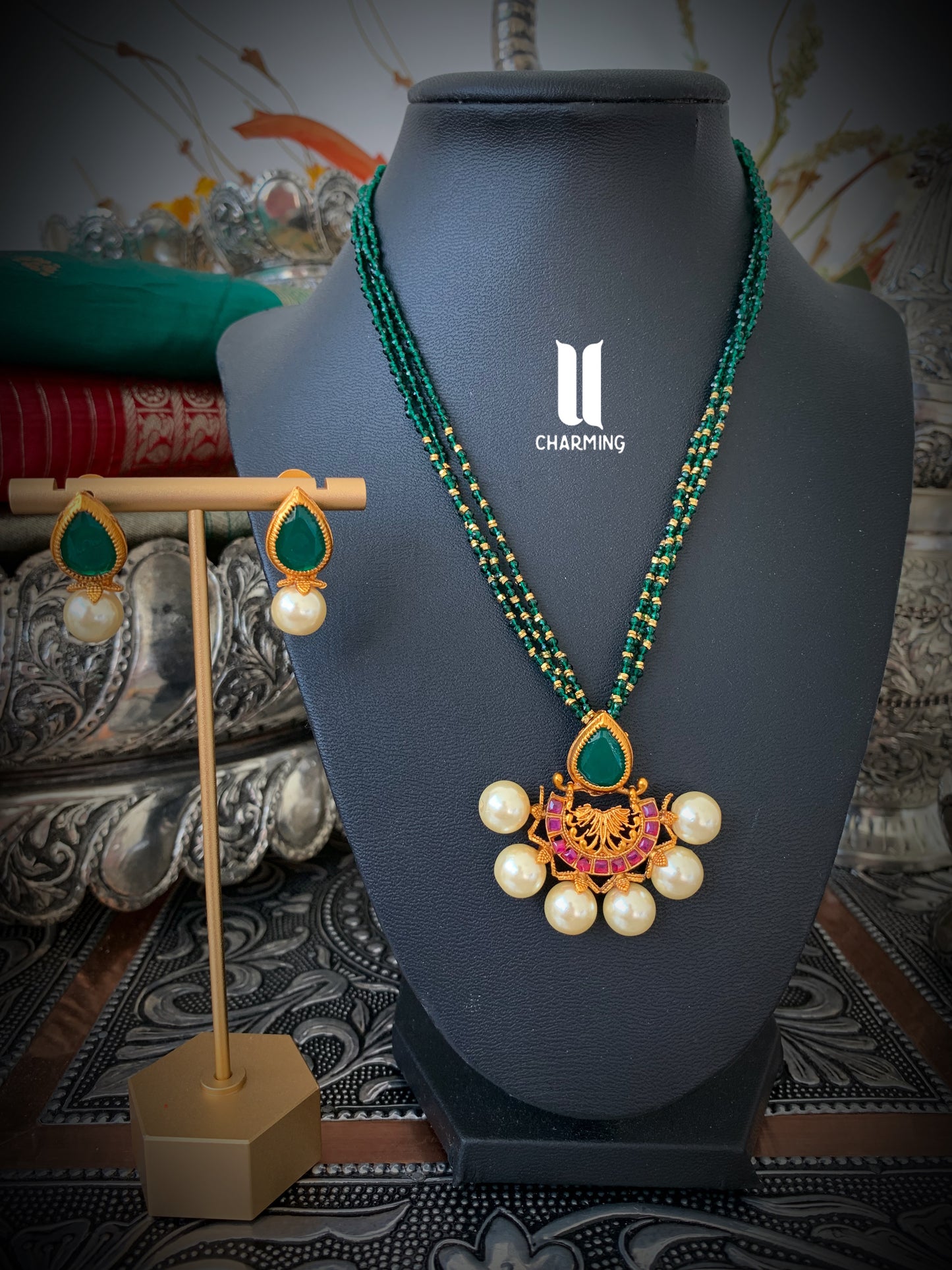 Riana Neck set