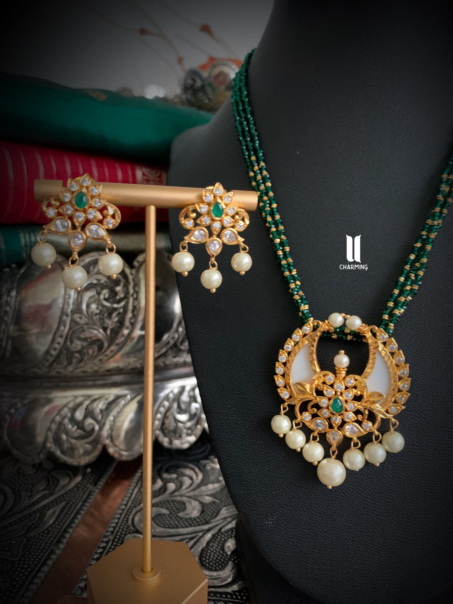 Nysa Neck set