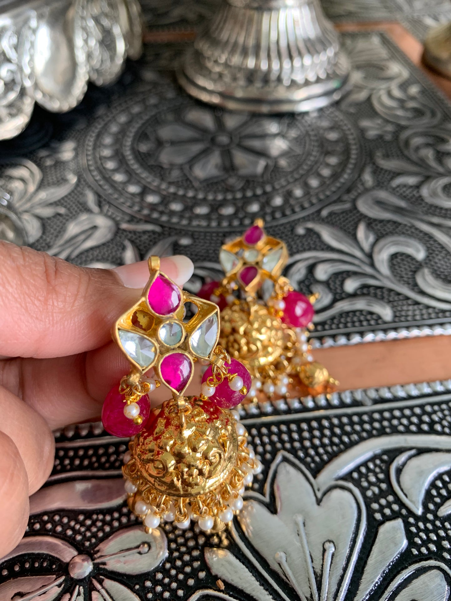 Urmi Jhumka