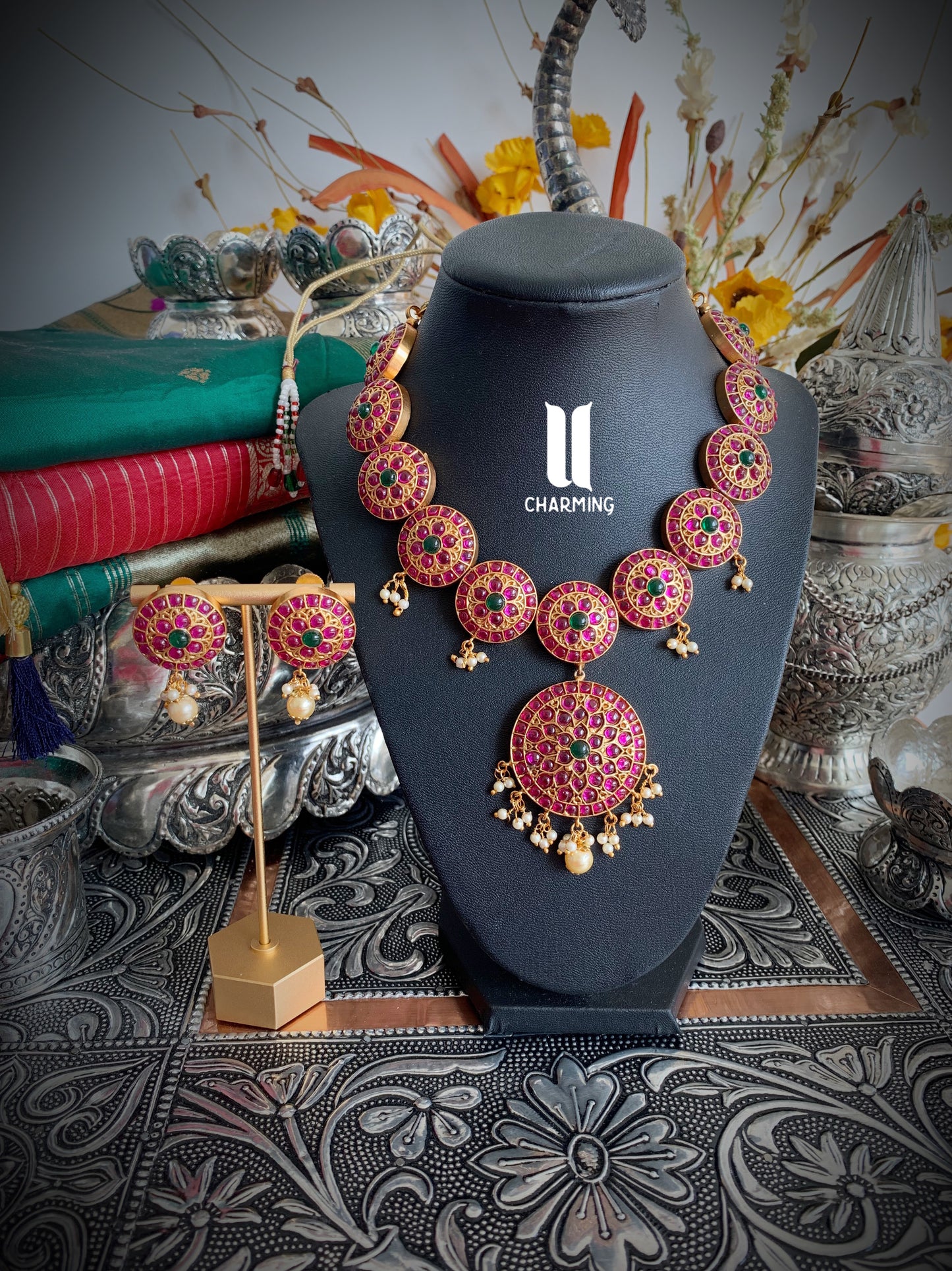 Ishara set