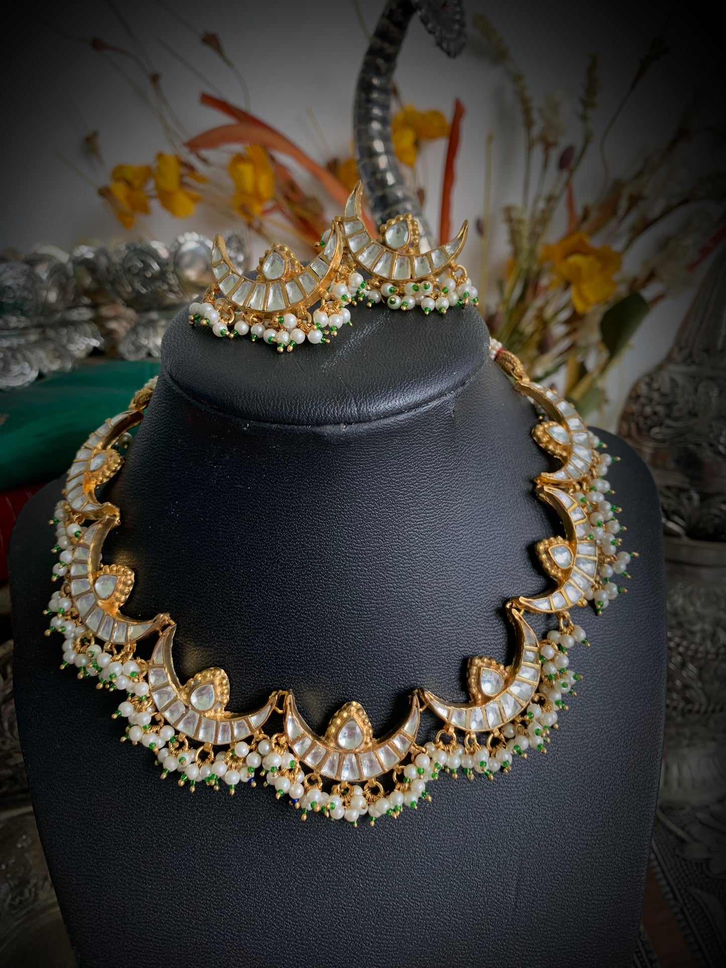 Chand Set