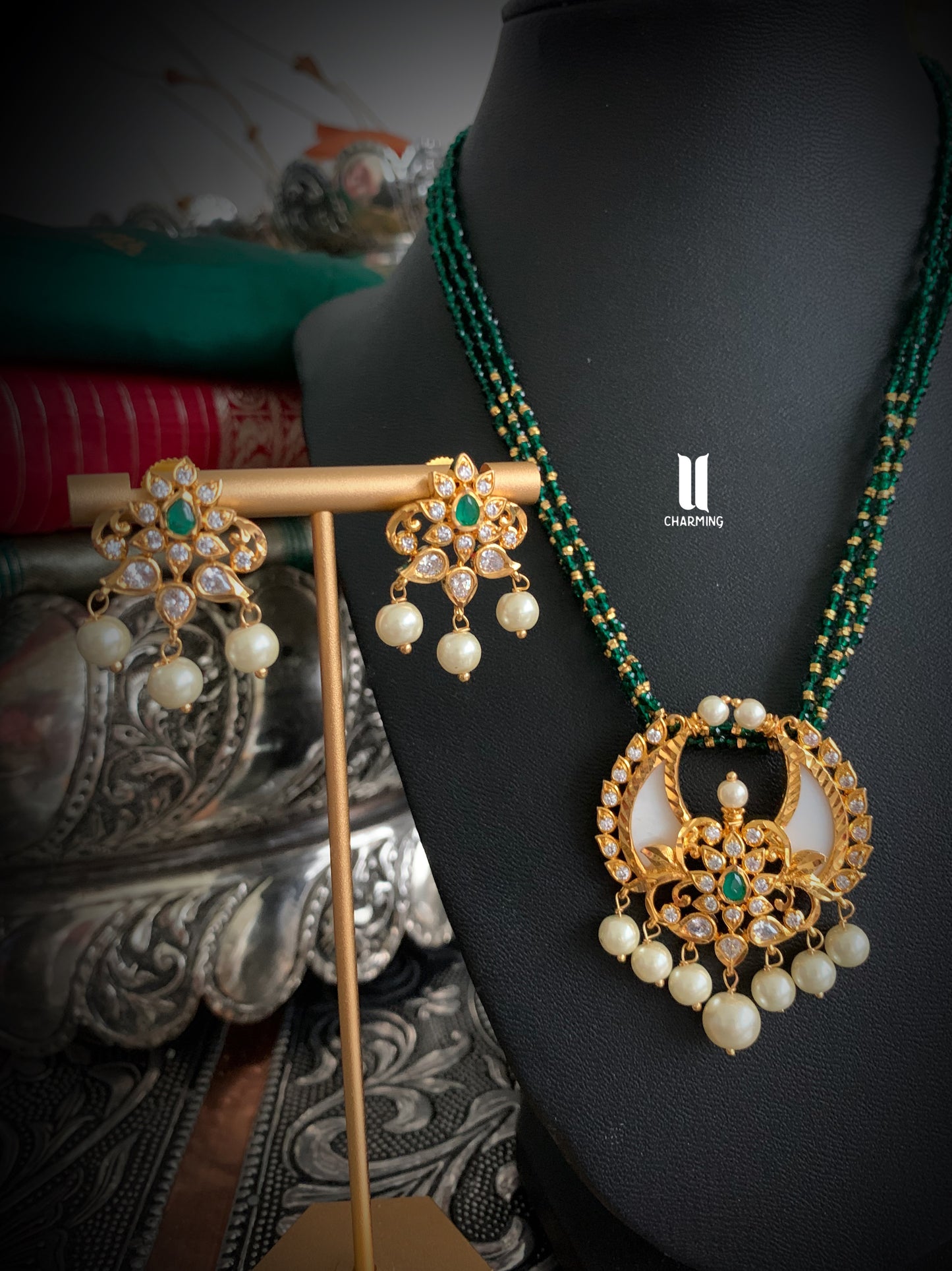 Nysa Neck set