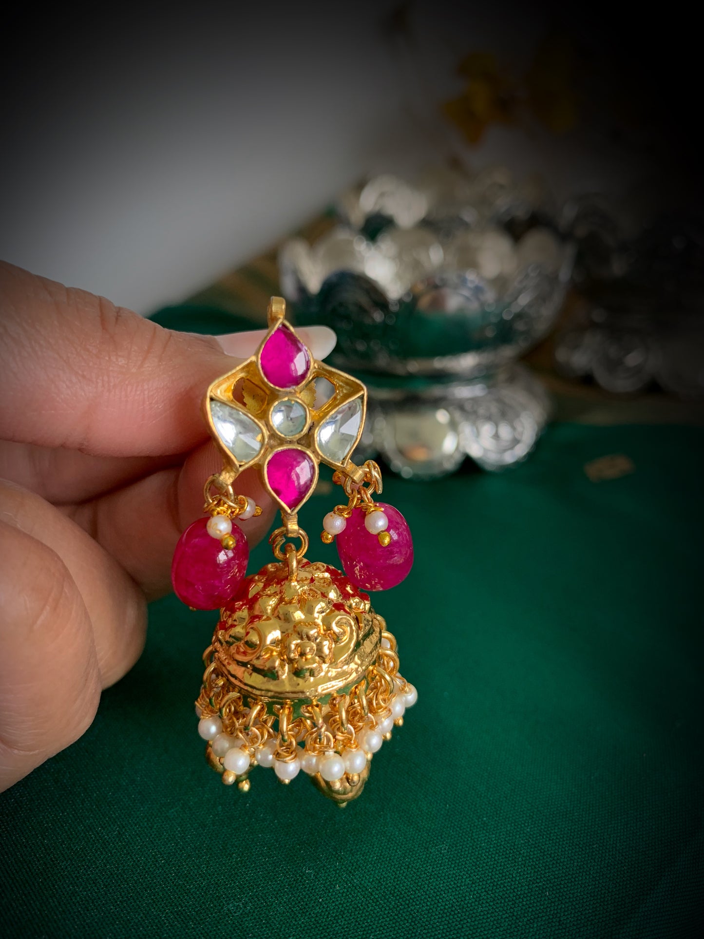 Urmi Jhumka