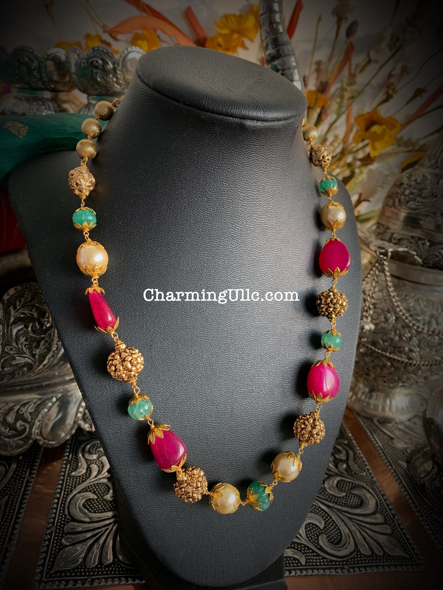 Sourya Beaded chain